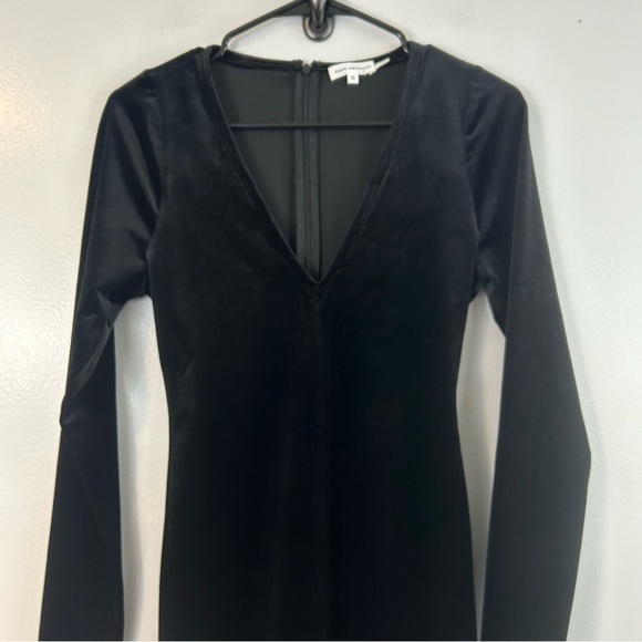 Good American Black Velvet Long Sleeve Deep V Midi Bodycon Dress Sz 0 XS - Picture 10 of 10